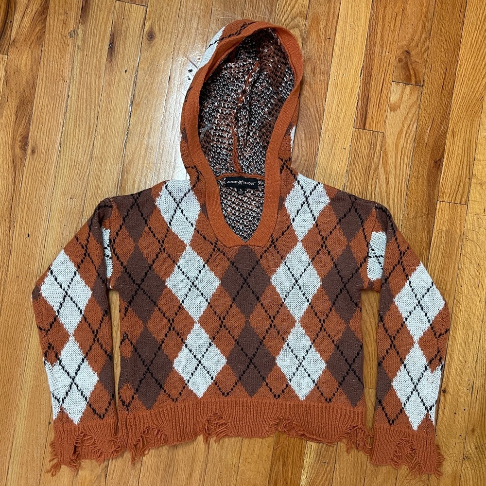 ALMOST FAMOUS | Checkered Sweater